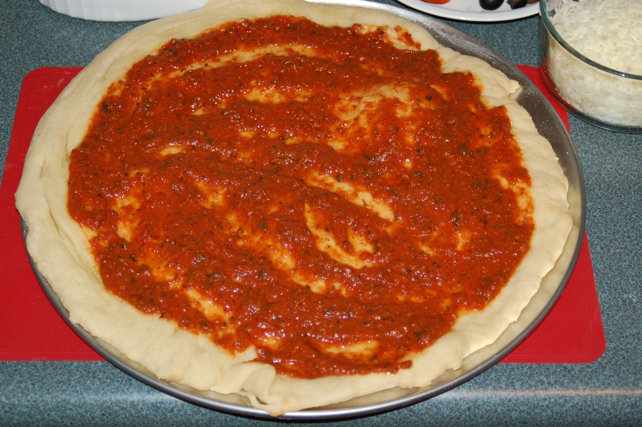 pizza sauce on crust