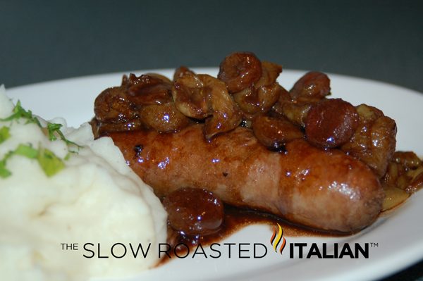 roastedgrapesandsausageplatedwithmashedpotatoes-7543087