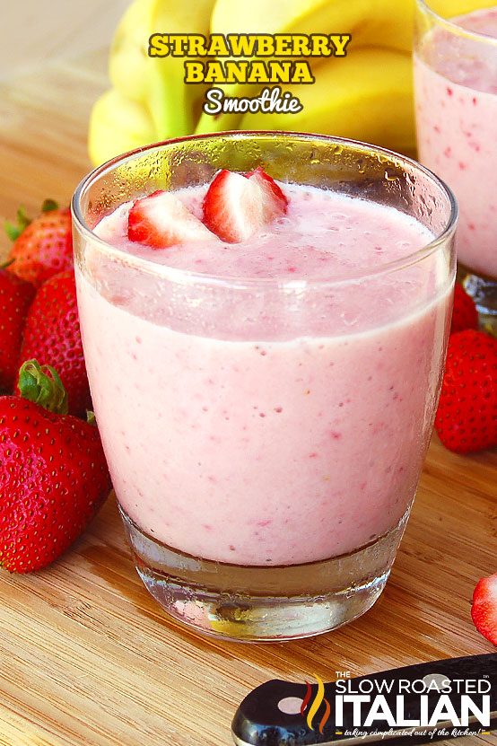strawberry smoothie in drinking glass
