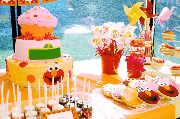 dessert-table-2-5856843