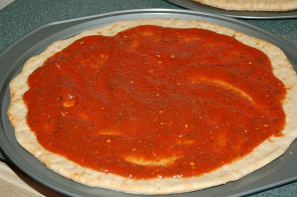 sauce-on-crust-7013266