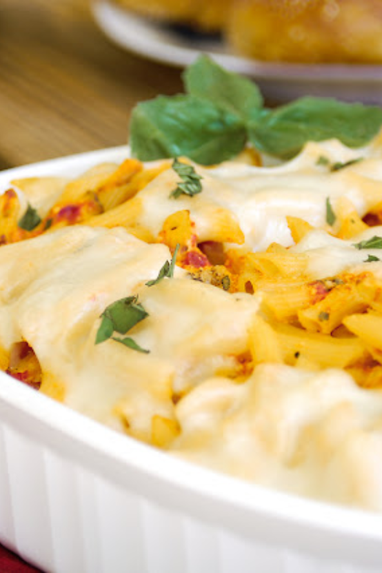 30 Minute Cheesy Chicken Pasta Bake