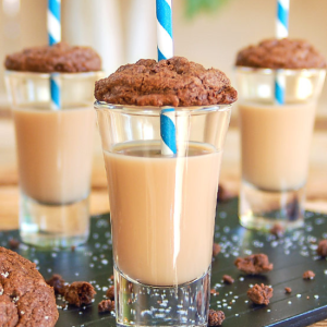 chocolate caramel cookie cocktail shooters with straw