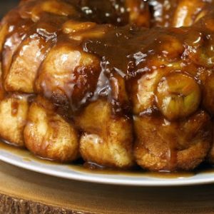 bananas foster monkey bread