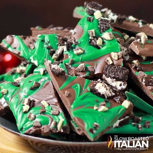 chocolate-mint-oreo-candy-3a-bark-square-9114733