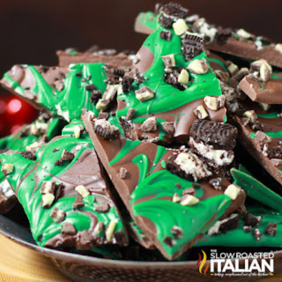 pieces of chocolate mint oreo candy bark on plate