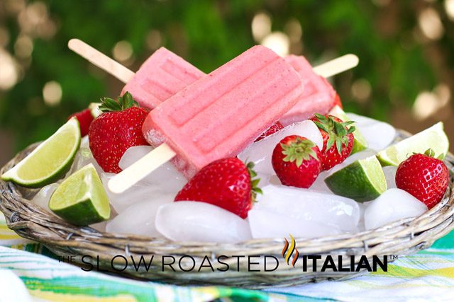 strawberry-and-lime-yogurt-3313947