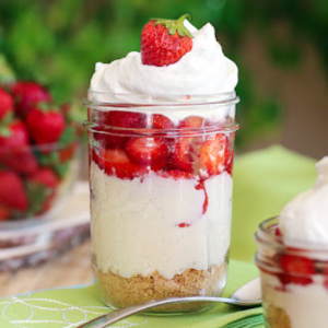 strawberry cheesecake in jar