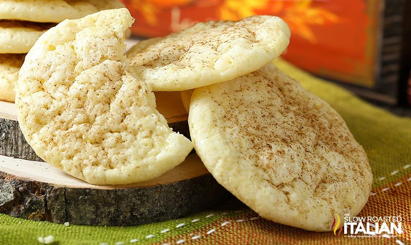 Pumpkin Spice Crinkle Cookies - The Slow Roasted Italian