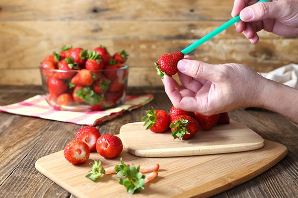 Kitchen Tip: Hulling Strawberries with a Straw - Barefeet in the Kitchen