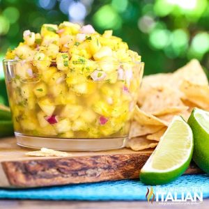 pineapple-salsa2-square-fb-1167953