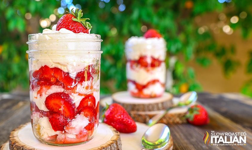 cup of strawberry cheesecake trifle