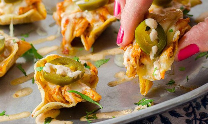 cheesy chipotle chicken nachos-sweetandsavorymeals