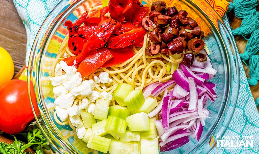 greek spaghetti salad unmixed