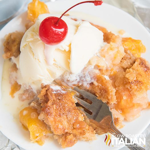 slow-cooker-peach-cobbler-square-9356799