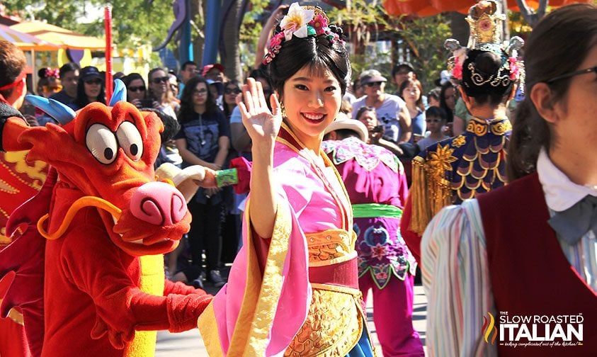 Disneyland lunar new year parade