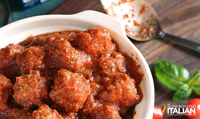 crockpot italian meatballs with marinara sauce -wide-8218430