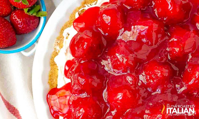 No-Bake Strawberry Cheesecake