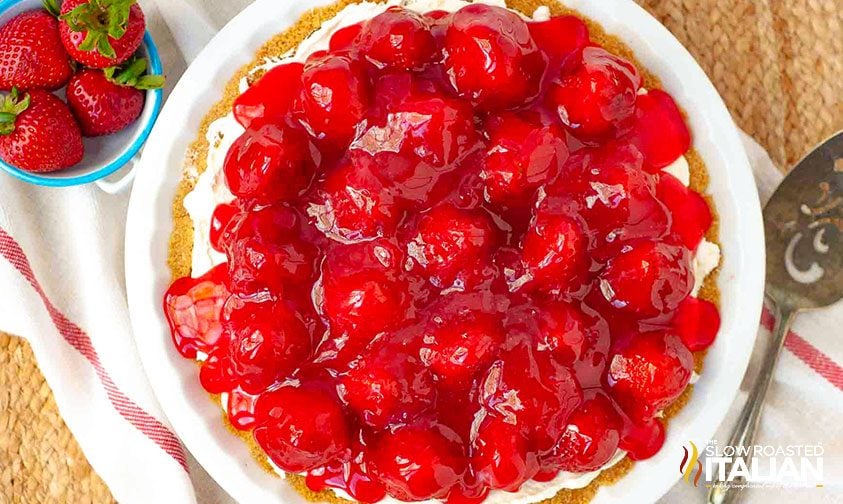 no bake cheesecake with strawberries