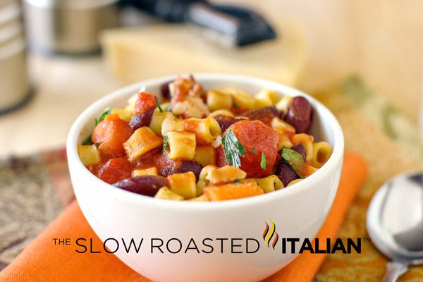 pasta fagioli in bowl