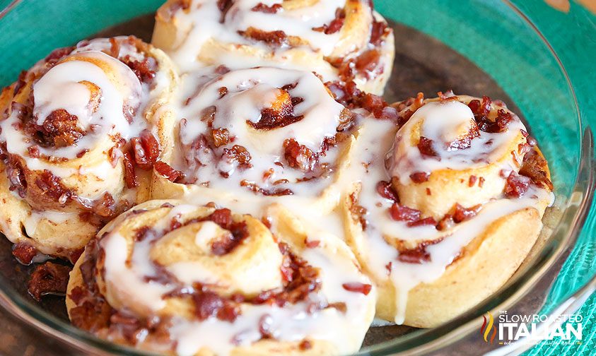 two ingredient dessert bacon cinnamon rolls