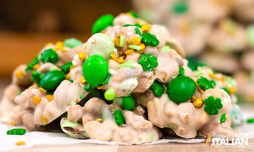 st patricks day crockpot candy with sprinkles