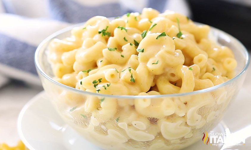 bowl of instant pot mac and cheese