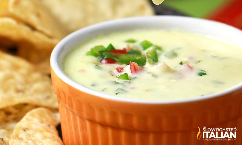 bowl of applebees spicy queso blanco copycat