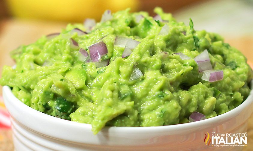 chipotle guacamole in bowl