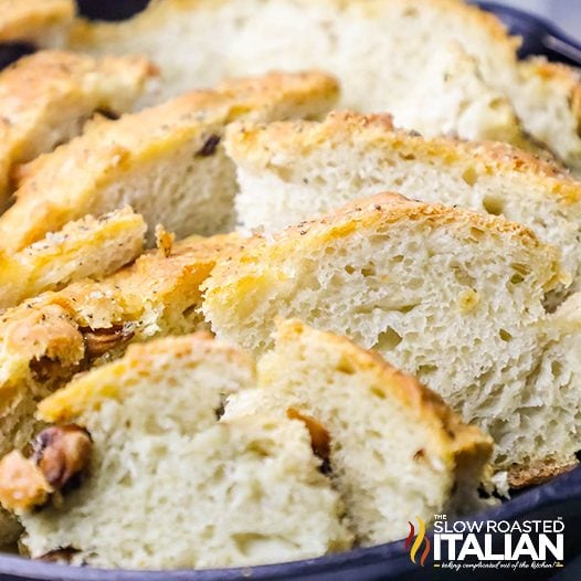 slices of skillet bread with roasted garlic