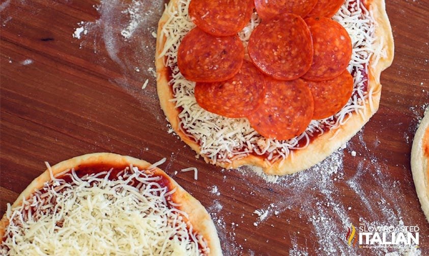 2014/02/2-ingredient-pizza-dough.html