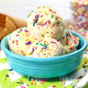 4 scoops of cake batter ice cream