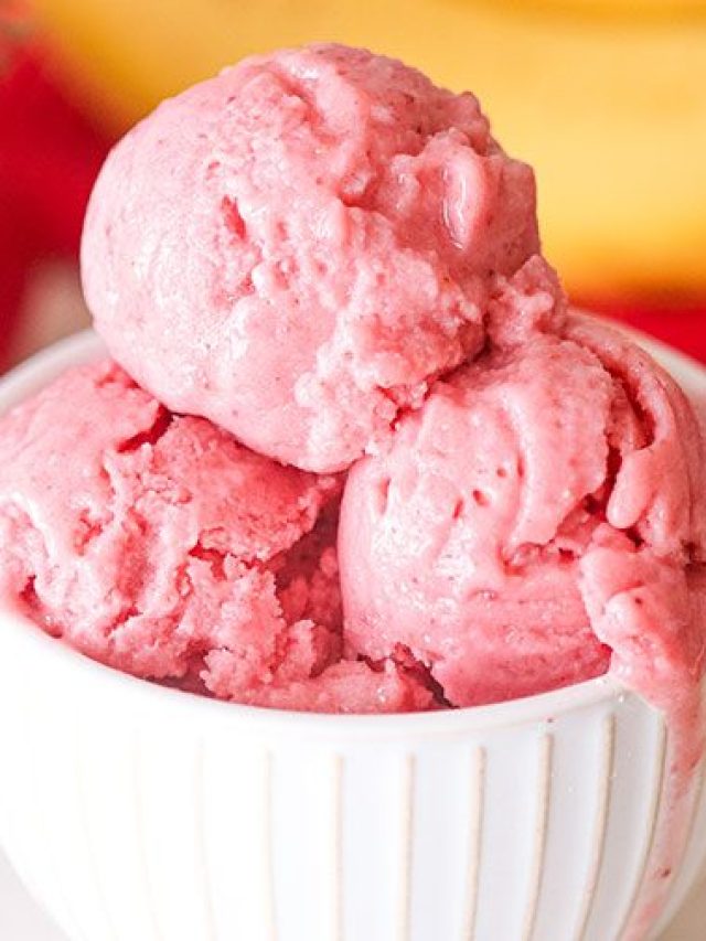 Strawberry Banana Ice Cream
