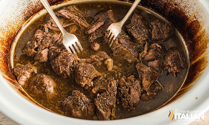crockpot chuck roast shred with forks