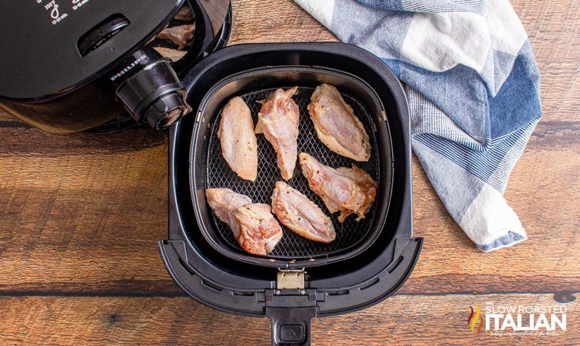 wings in air fryer basket