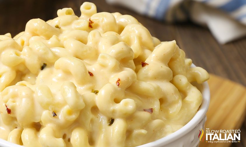 serving of crock pot mac and cheese in bowl