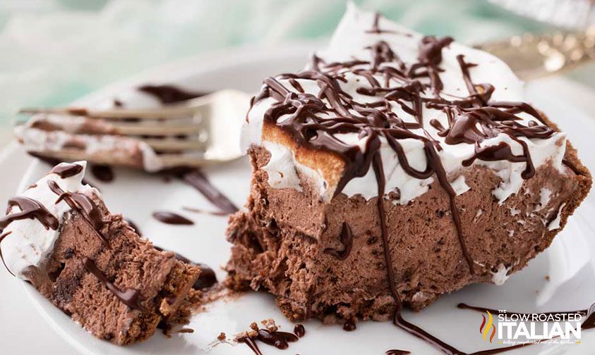 A Slice of No-Bake Chocolate Icebox Pie