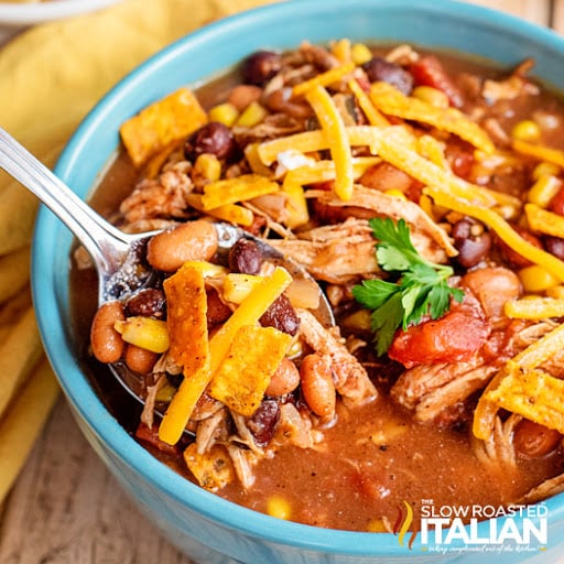 crockpot chicken taco soup