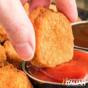 air fryer frozen chicken nuggets dipped in sauce