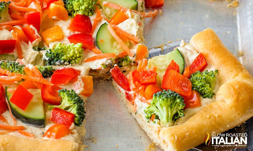 sliced veggie pizza