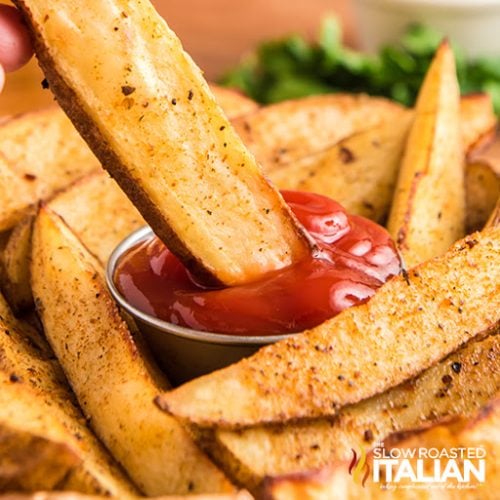 Red Robin's Signature Seasoned Steak Fries Now Available to Bake