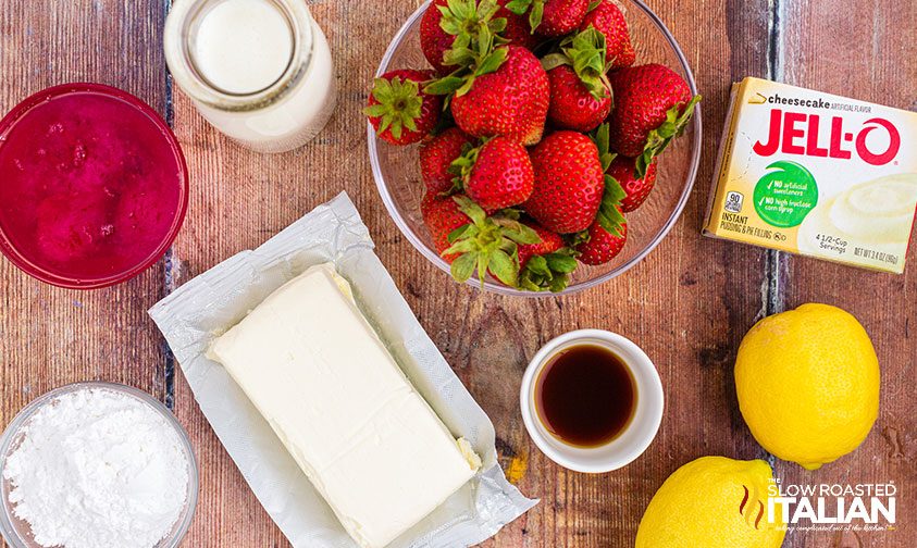 strawberry cheesecake salad ingredients