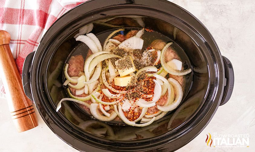 crockpot beer brats ingredients in slow cooker