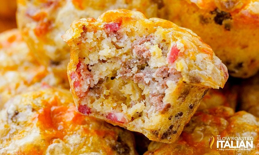 bacon cheeseburger bites, close up