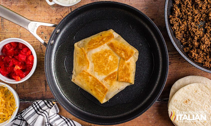 crunchwrap supreme in skillet