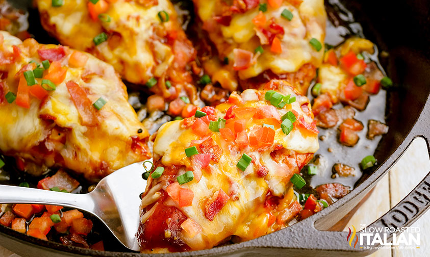 bbq chicken skillet dinner in cast iron pan