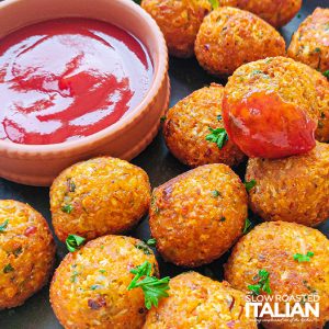 cheesy baked cauliflower bites with marinara