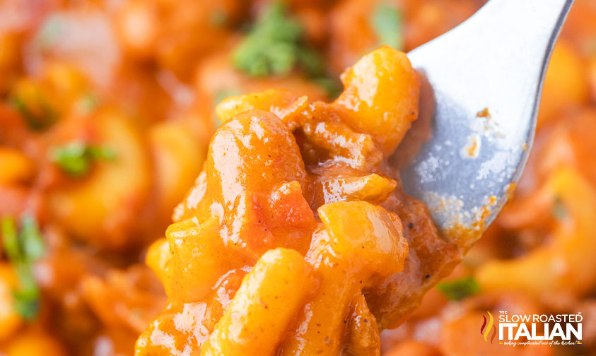 close up of chili mac recipe on fork