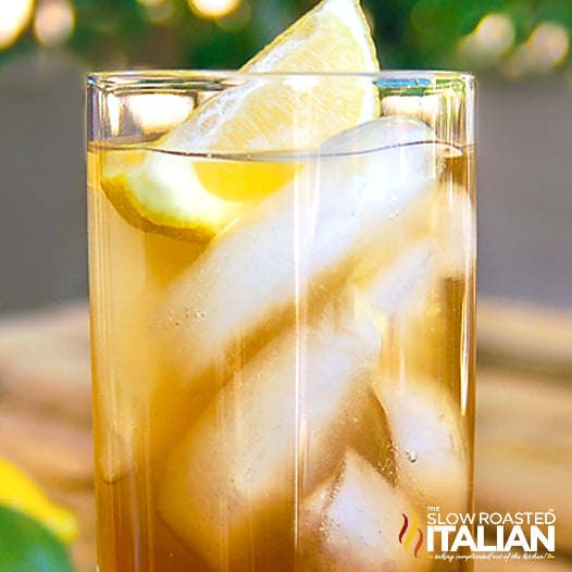 long island iced tea closeup