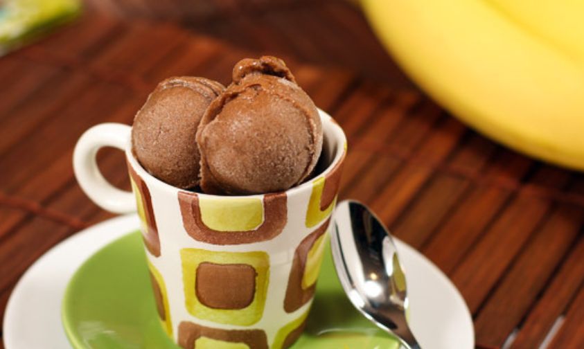 chocolate-banana-ice-cream-2903379